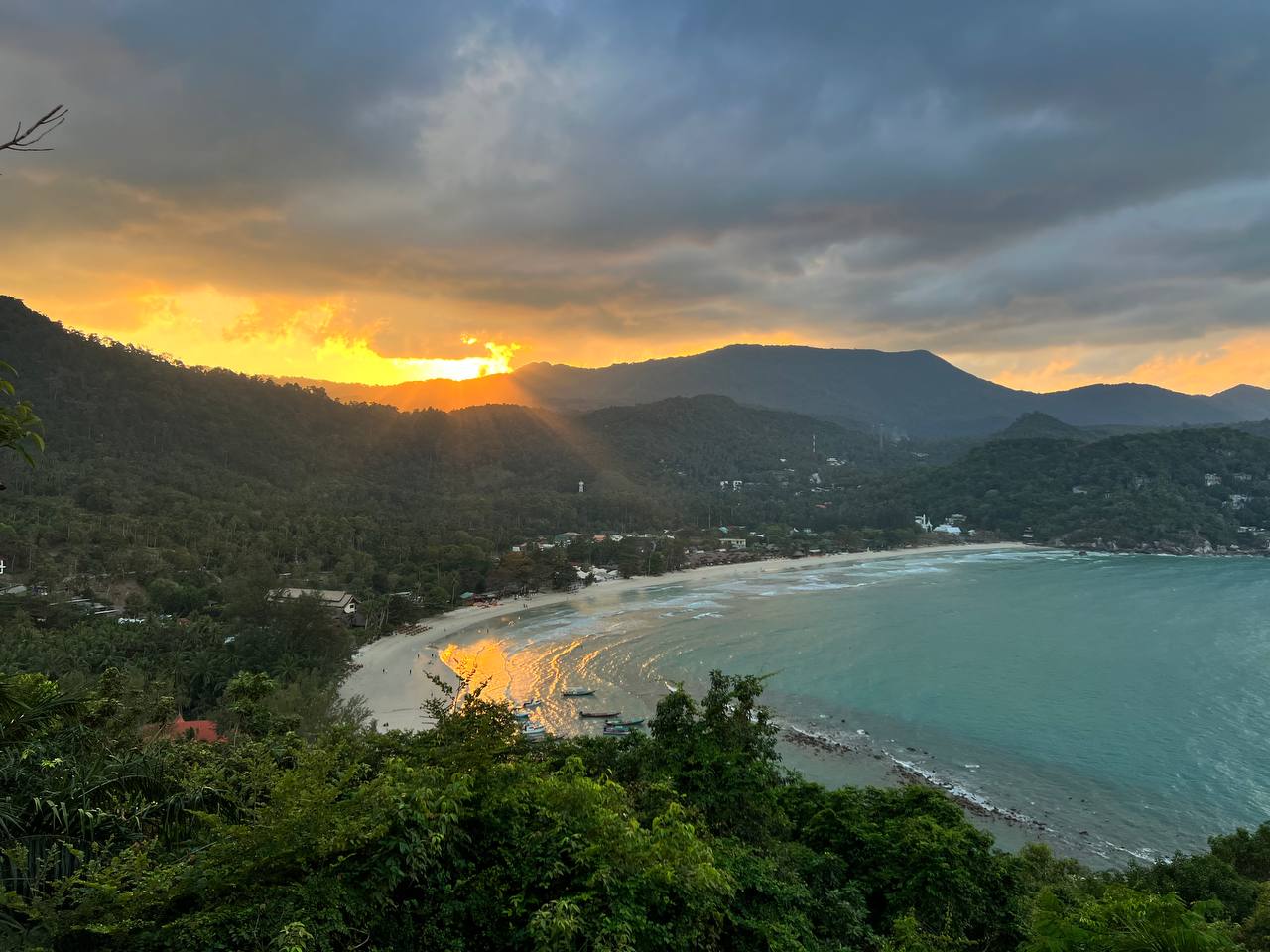 Thong Nai Pan Yai beach with turquoise water