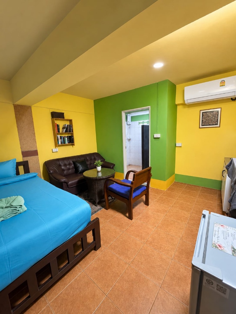 Apartment 6 — bedroom with double bed